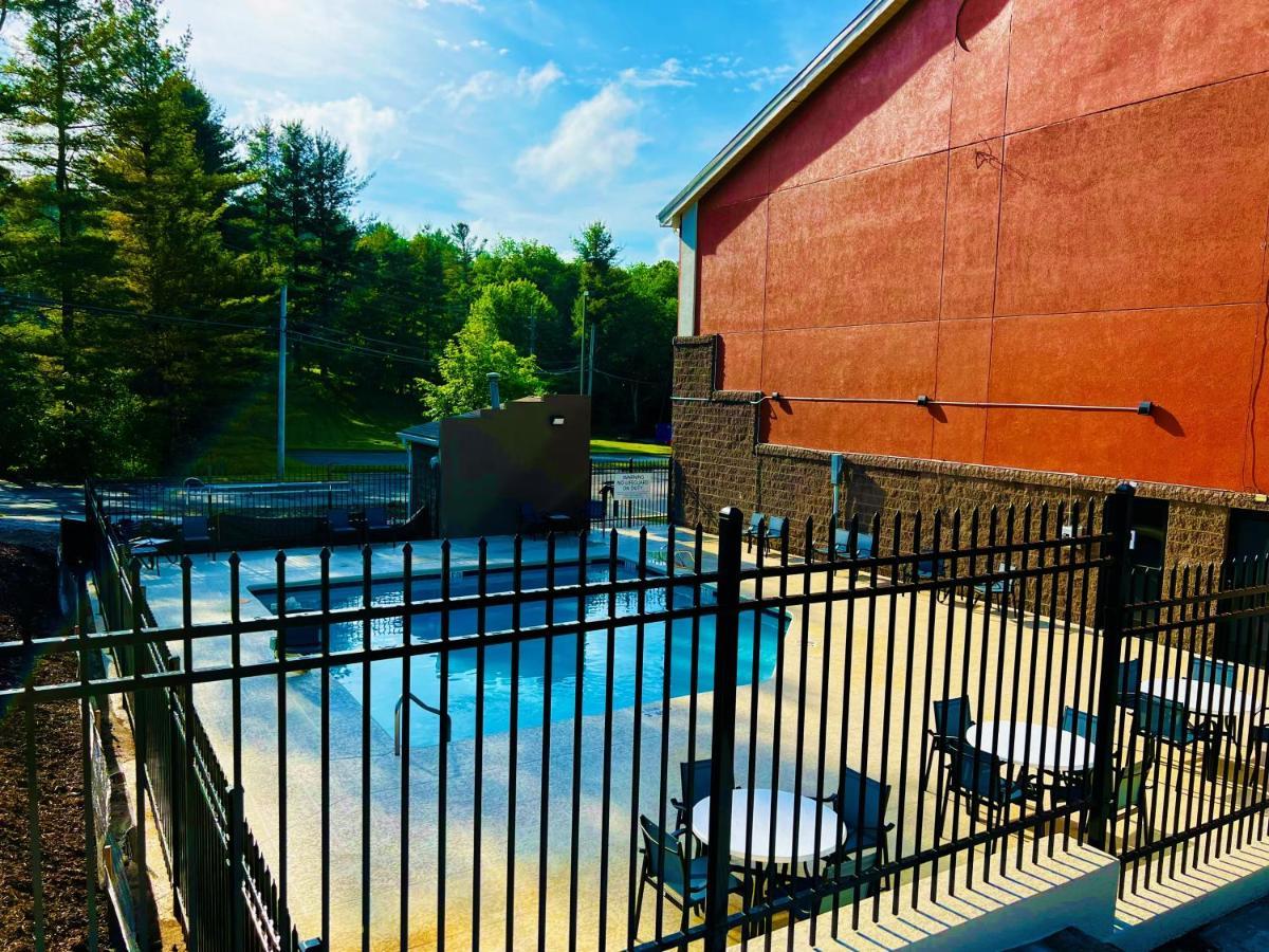 Holiday Inn Express Blowing Rock South By Ihg Buitenkant foto
