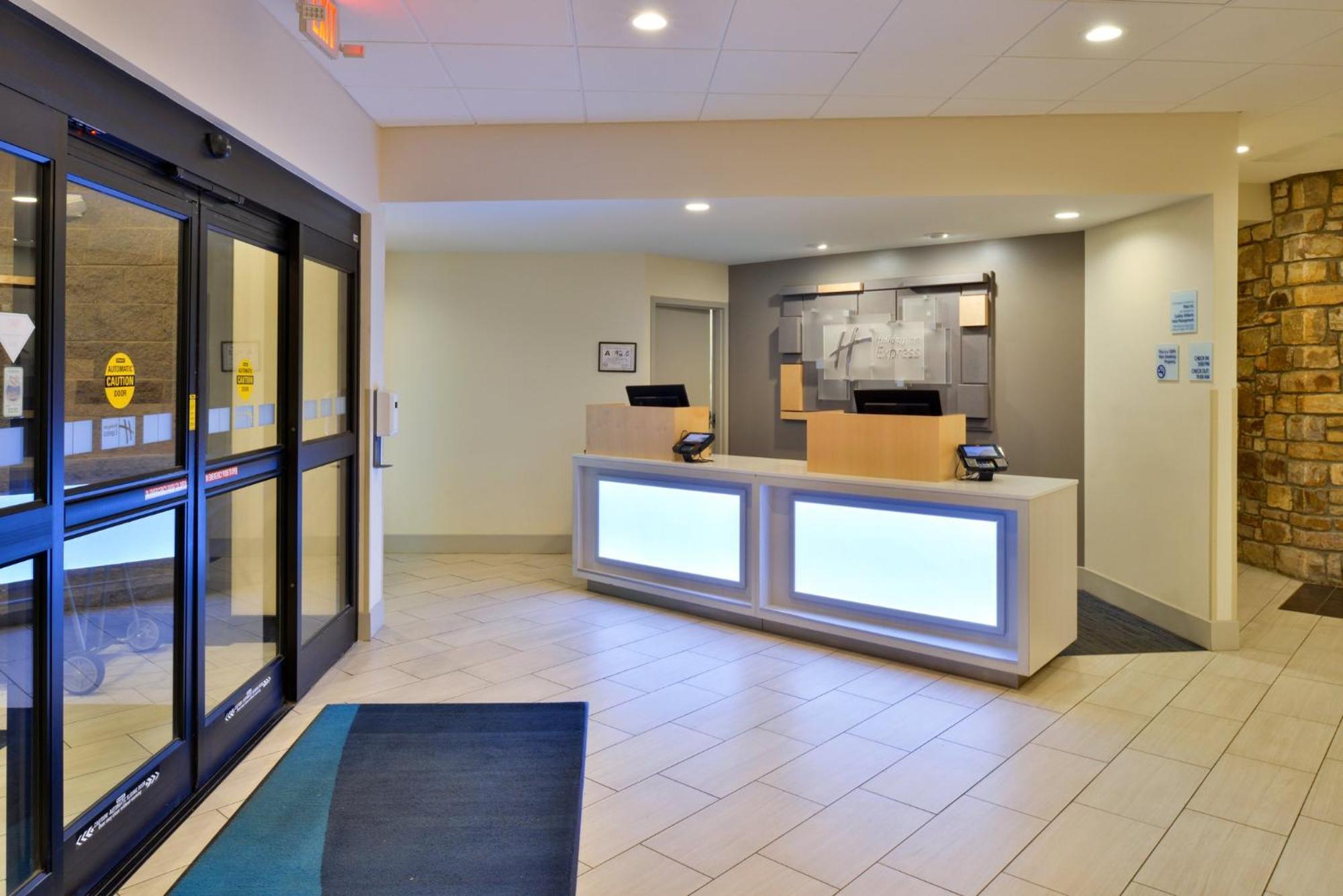 Holiday Inn Express Blowing Rock South By Ihg Buitenkant foto