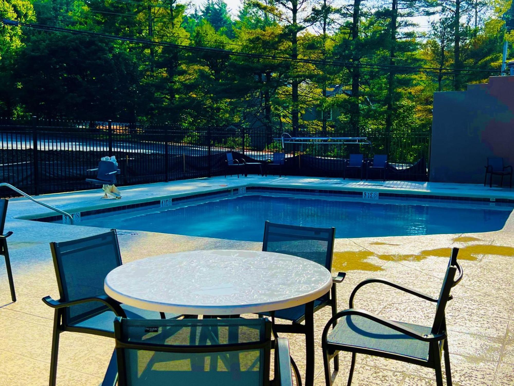 Holiday Inn Express Blowing Rock South By Ihg Buitenkant foto