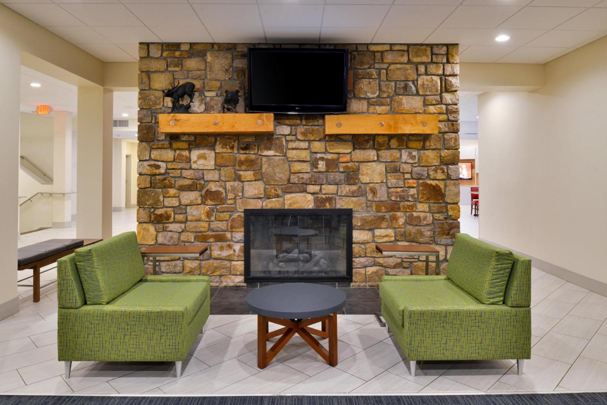 Holiday Inn Express Blowing Rock South By Ihg Buitenkant foto