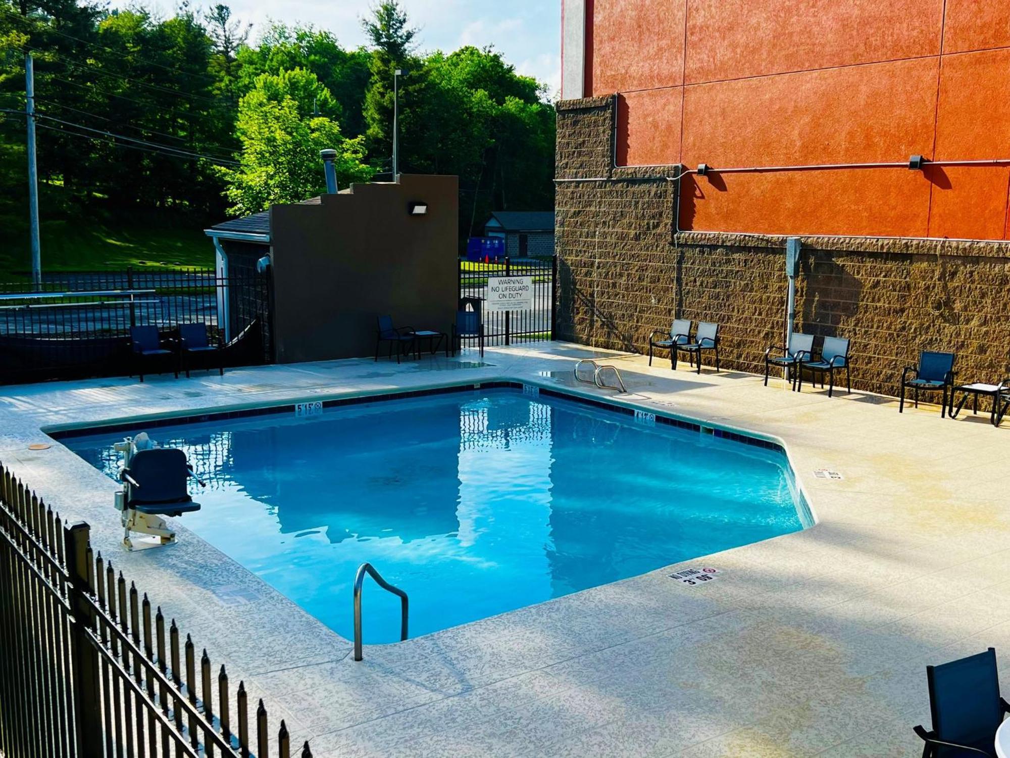 Holiday Inn Express Blowing Rock South By Ihg Buitenkant foto